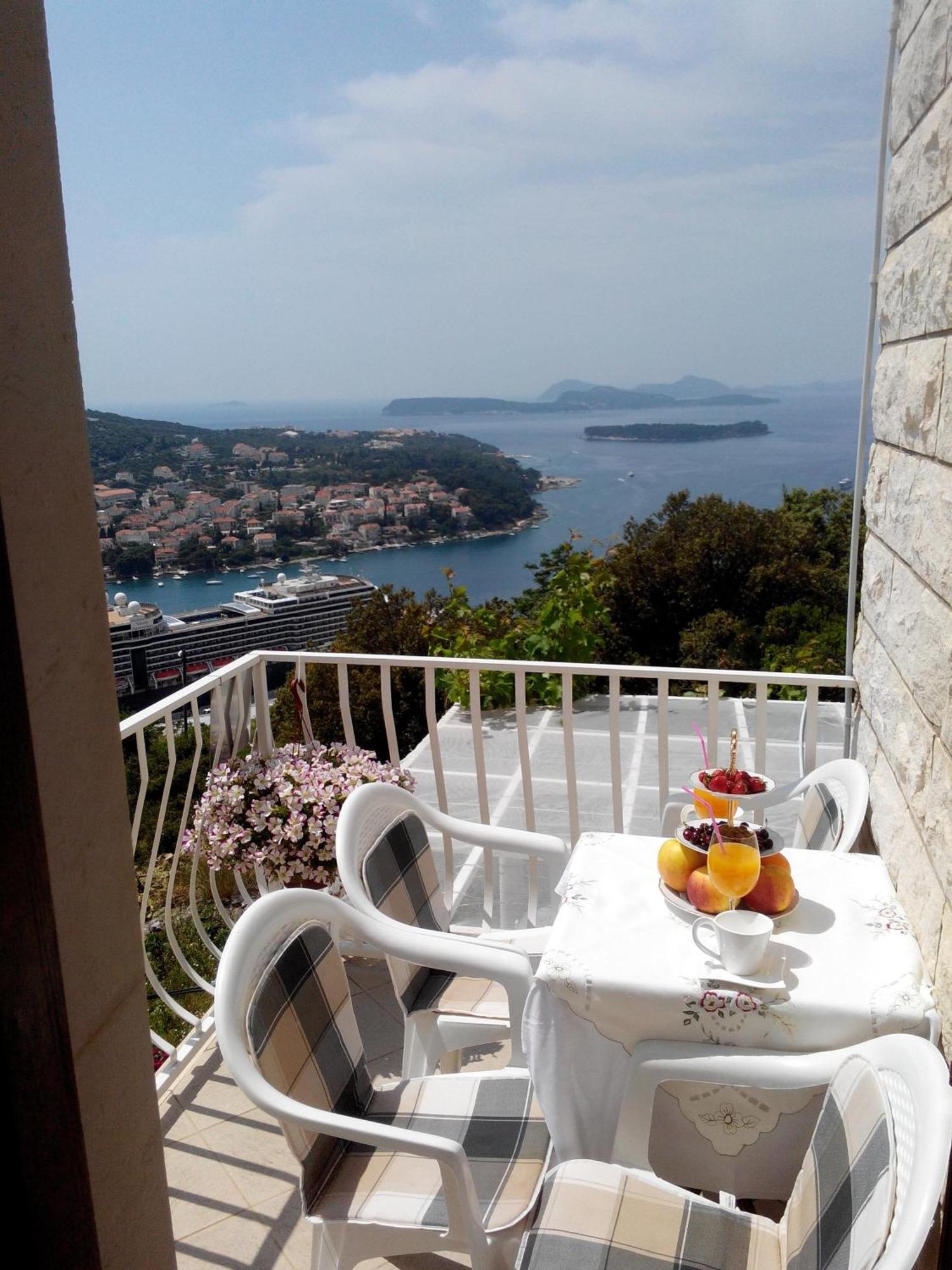 Guest House Taira Dubrovnik Exterior photo